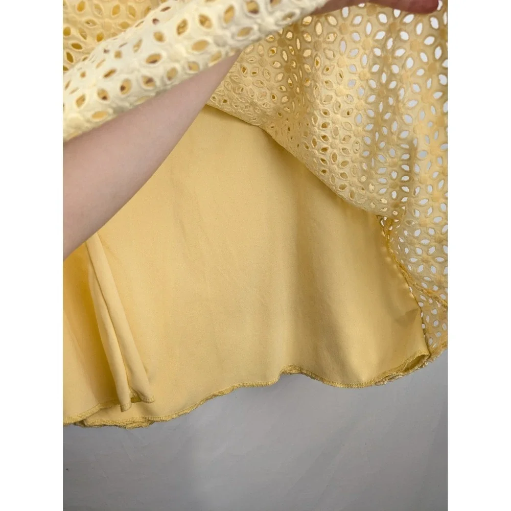 Vintage Floral Eyelet 100% Cotton Skirt Size S Yellow Preppy Coastal Pastel Euro
